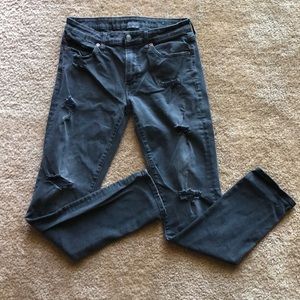 Men washout black ripped jeans